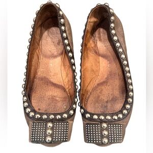 Jeffrey Campbell Dauphine Gray and Black Studded Flats Size 7